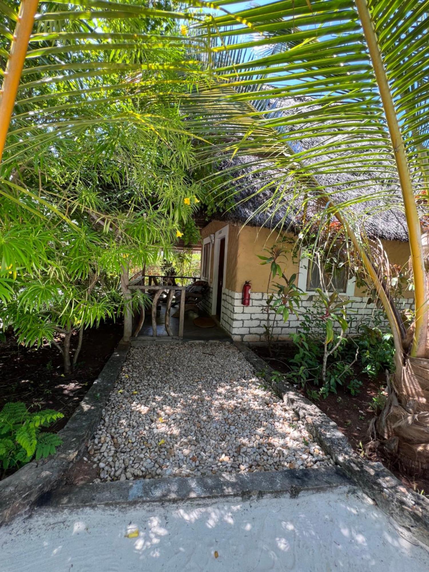 Ujamaa Beach Resort Makunduchi Exterior foto